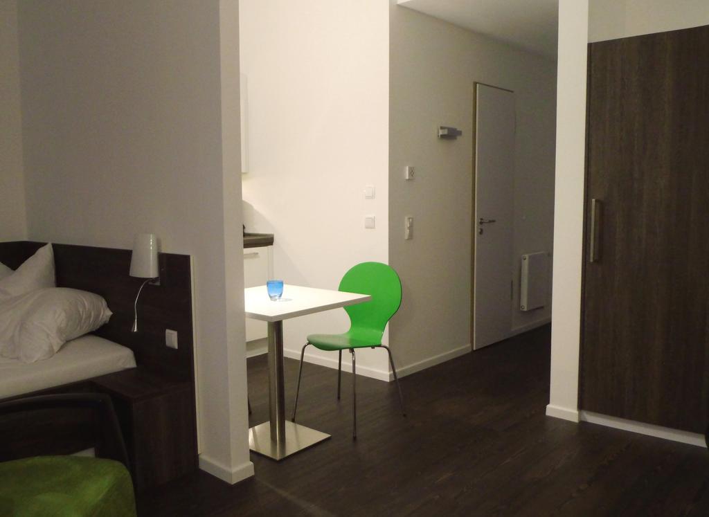 Boardinghaus Weinberg Campus Aparthotel Halle  Εξωτερικό φωτογραφία