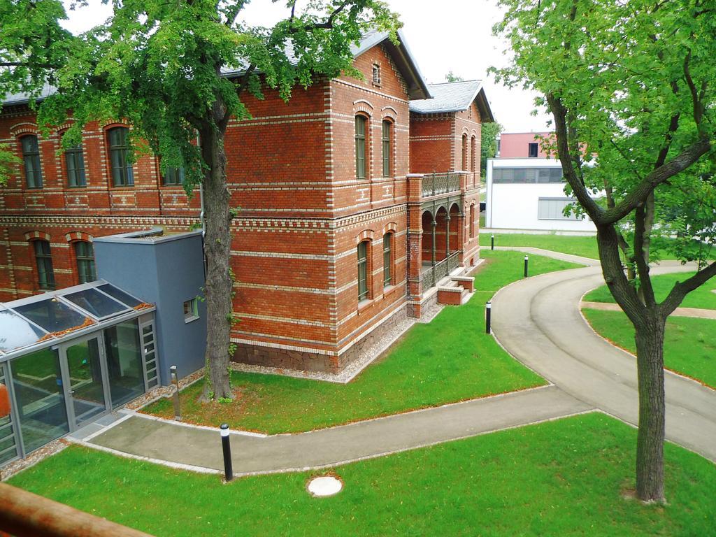 Boardinghaus Weinberg Campus Aparthotel Halle  Εξωτερικό φωτογραφία